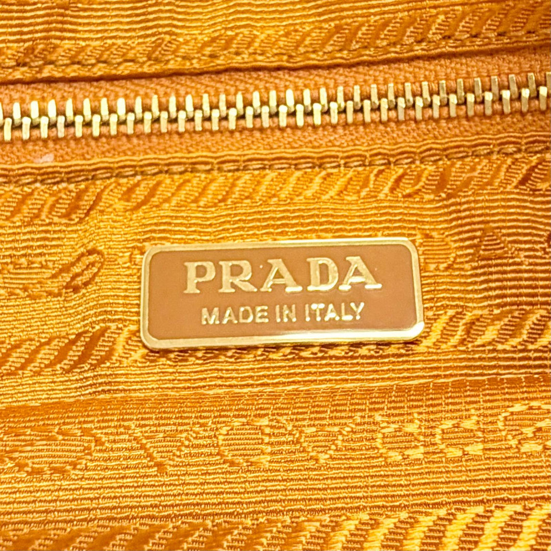 Excellent PRADA Shoulder Bag Triangle logo, soft grain leather Brown 1BC238