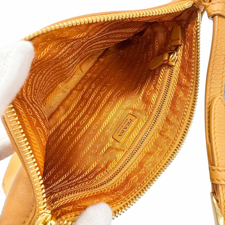 Excellent PRADA Shoulder Bag Triangle logo, soft grain leather Brown 1BC238