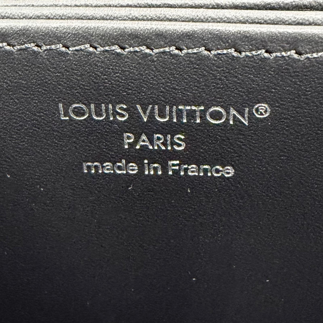 Excellent LOUIS VUITTON Purse Zippy wallet Zip Around black Mahina Women M61867