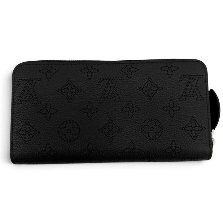 Excellent LOUIS VUITTON Purse Zippy wallet Zip Around black Mahina Women M61867