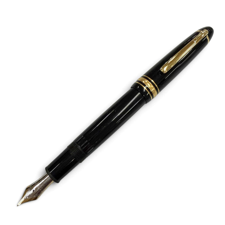 Great MONTBLANC fountain pen Meisterstück 146 white star black 14K mens