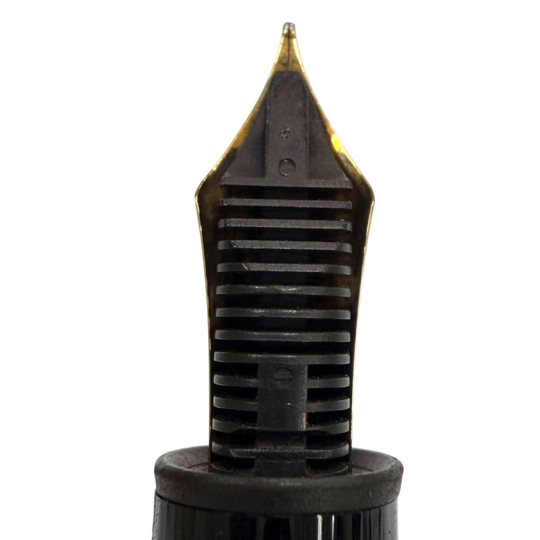 Great MONTBLANC fountain pen Meisterstück 146 white star black 14K mens