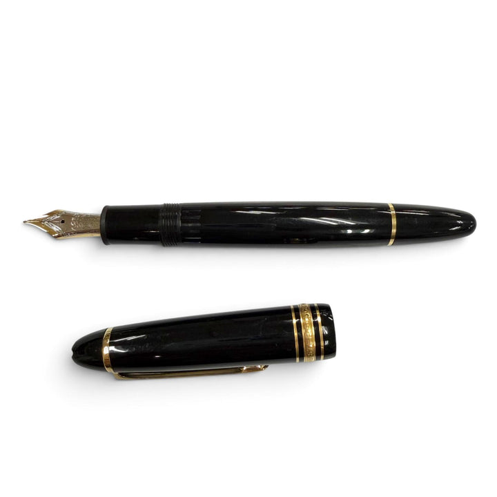 Great MONTBLANC fountain pen Meisterstück 146 white star black 14K mens