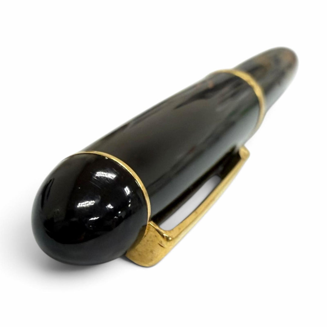 Very Good PLATINUM fountain pen Makie Phoenix design, made by Ippei, cap type.