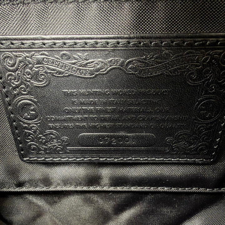 Excellent HUNTING WORLD Shoulder Bag Batue Surpass Quilted Leather Cosmetic Bag