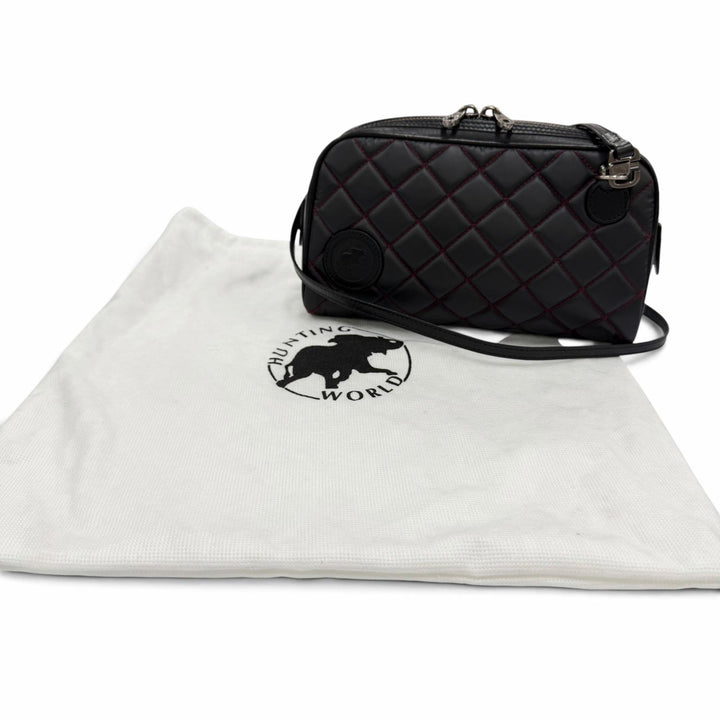 Excellent HUNTING WORLD Shoulder Bag Batue Surpass Quilted Leather Cosmetic Bag