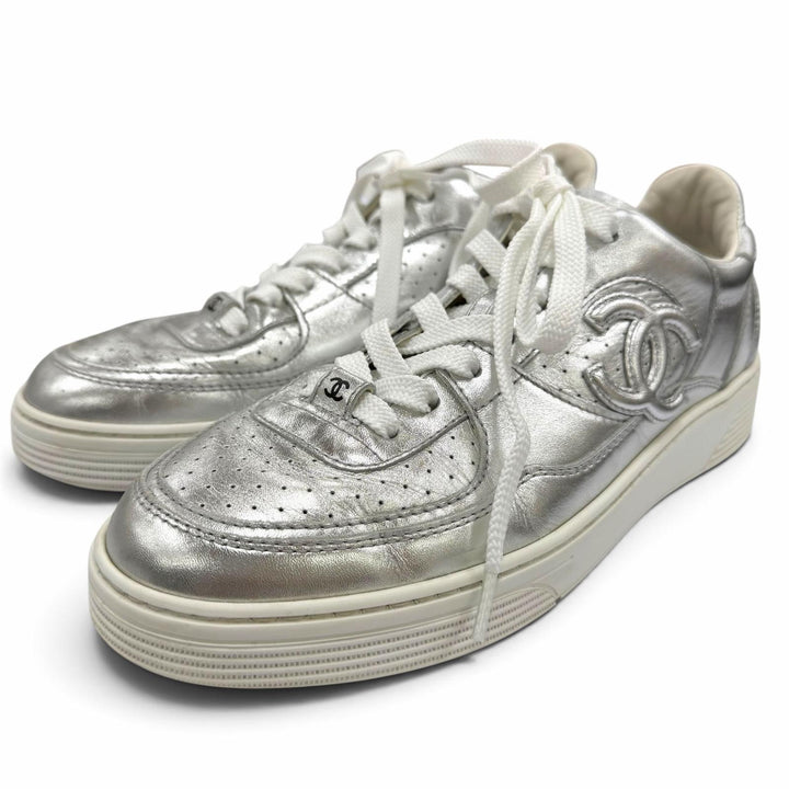 Great CHANEL Low cut sneakers COCO Mark Lace-up Leather Silver Women 37 G45079