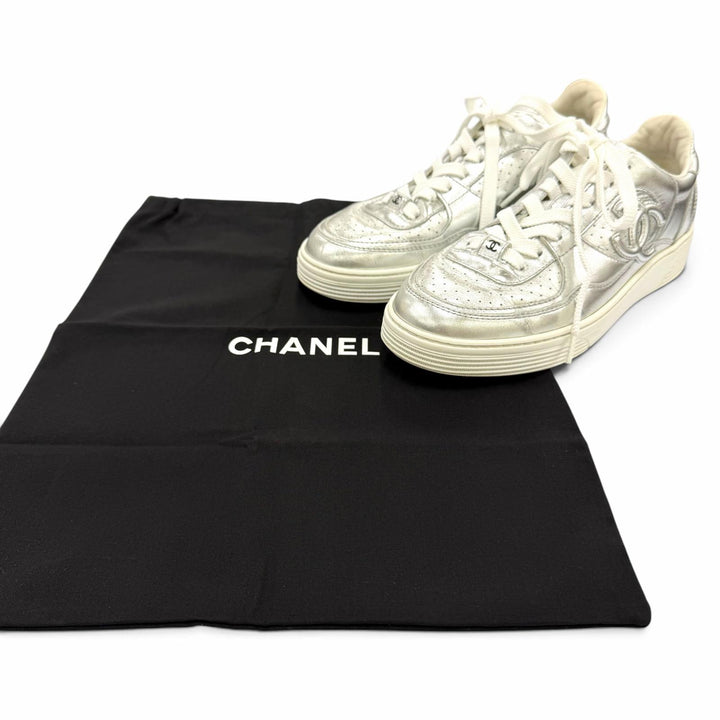 Great CHANEL Low cut sneakers COCO Mark Lace-up Leather Silver Women 37 G45079