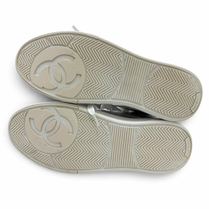 Great CHANEL Low cut sneakers COCO Mark Lace-up Leather Silver Women 37 G45079