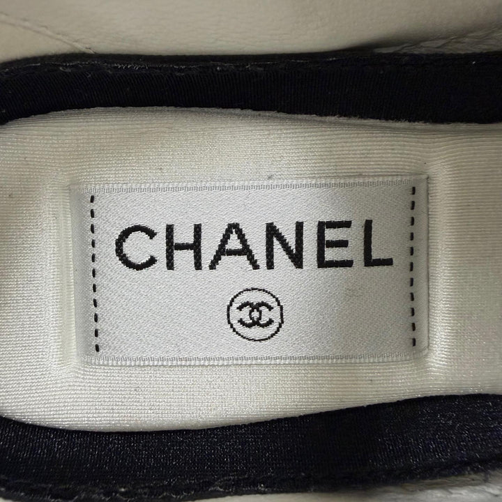 Great CHANEL Low cut sneakers COCO Mark Lace-up Leather Silver Women 37 G45079