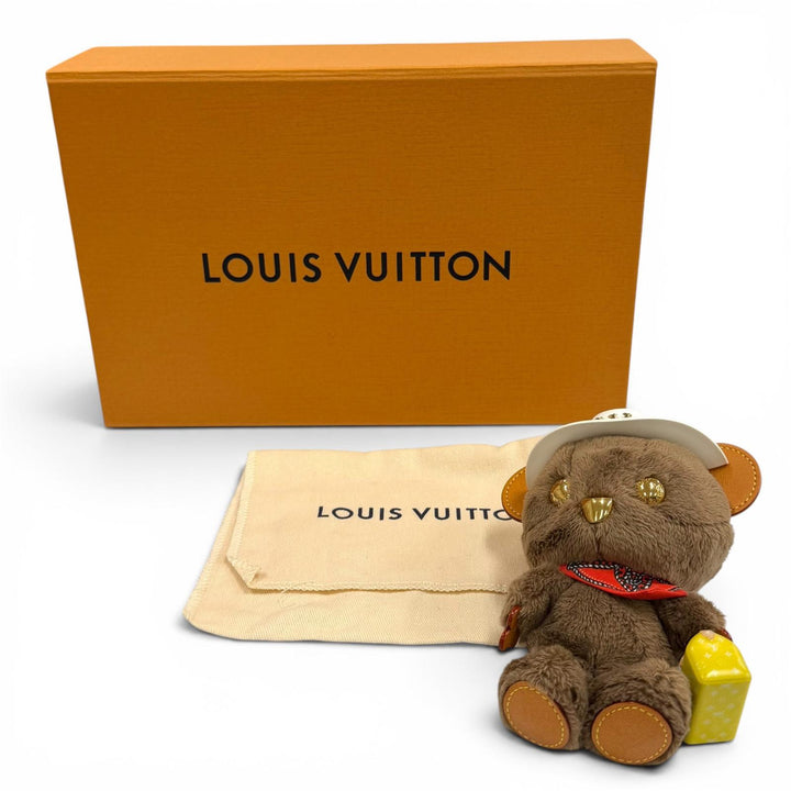 Excellent LOUIS VUITTON key ring LV Louis Bear bag charm Women M03176