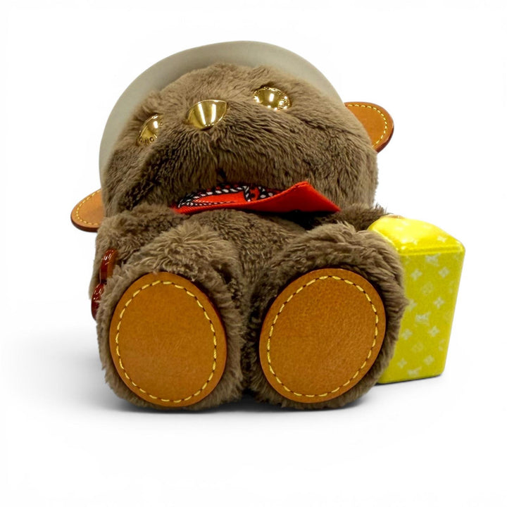 Excellent LOUIS VUITTON key ring LV Louis Bear bag charm Women M03176