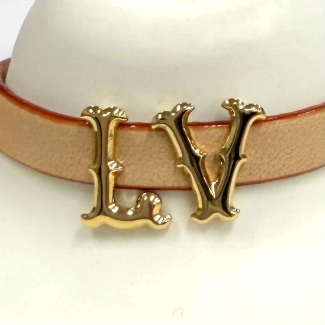 Excellent LOUIS VUITTON key ring LV Louis Bear bag charm Women M03176