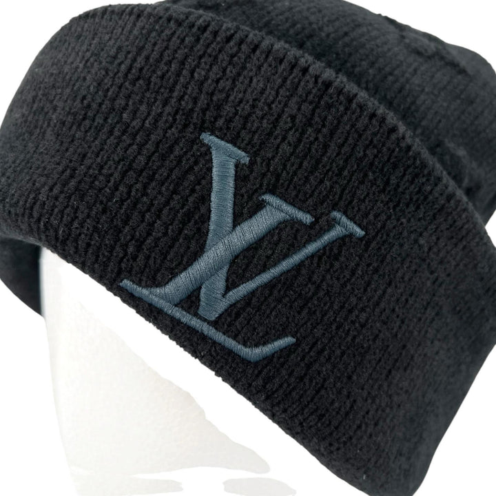 Excellent LOUIS VUITTON Knit cap Beanie LV Crushed Monogram Noir cotton S M96194