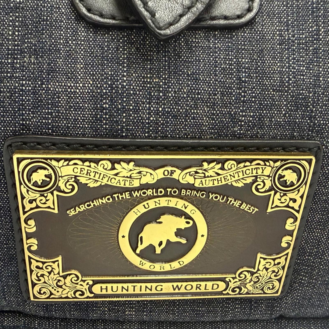 Great HUNTING WORLD Shoulder Bag Carryall Messenger bag with logo Indigo blue