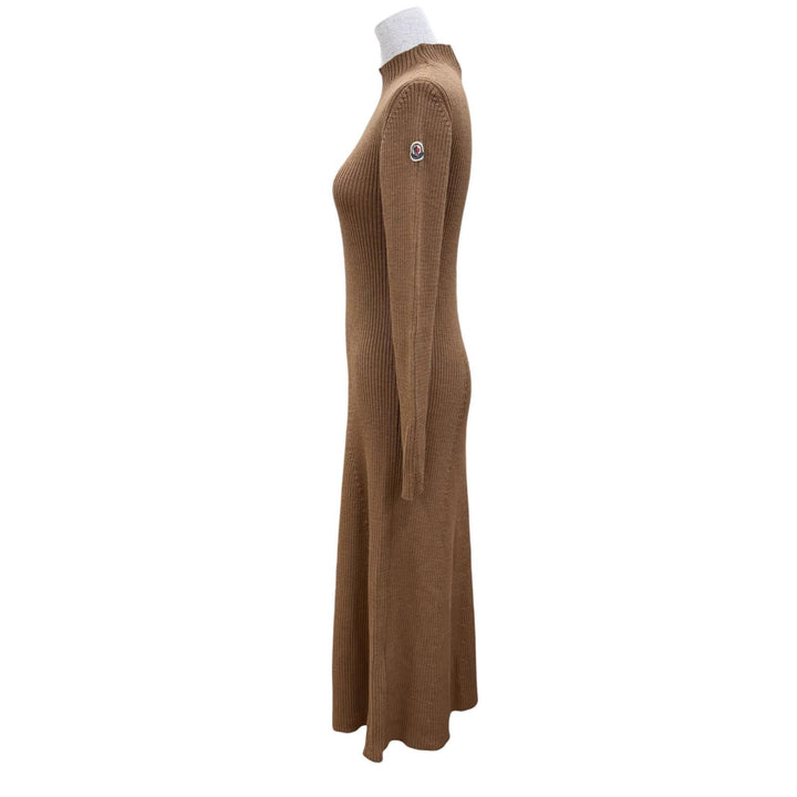 Great MONCLER one piece ABITO Long-sleeved knit top with logo patch Brown S