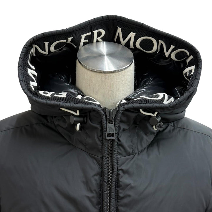 Great MONCLER Down jacket MONTCLA Logo embroidered hooded zip-up jacket Nylon 00