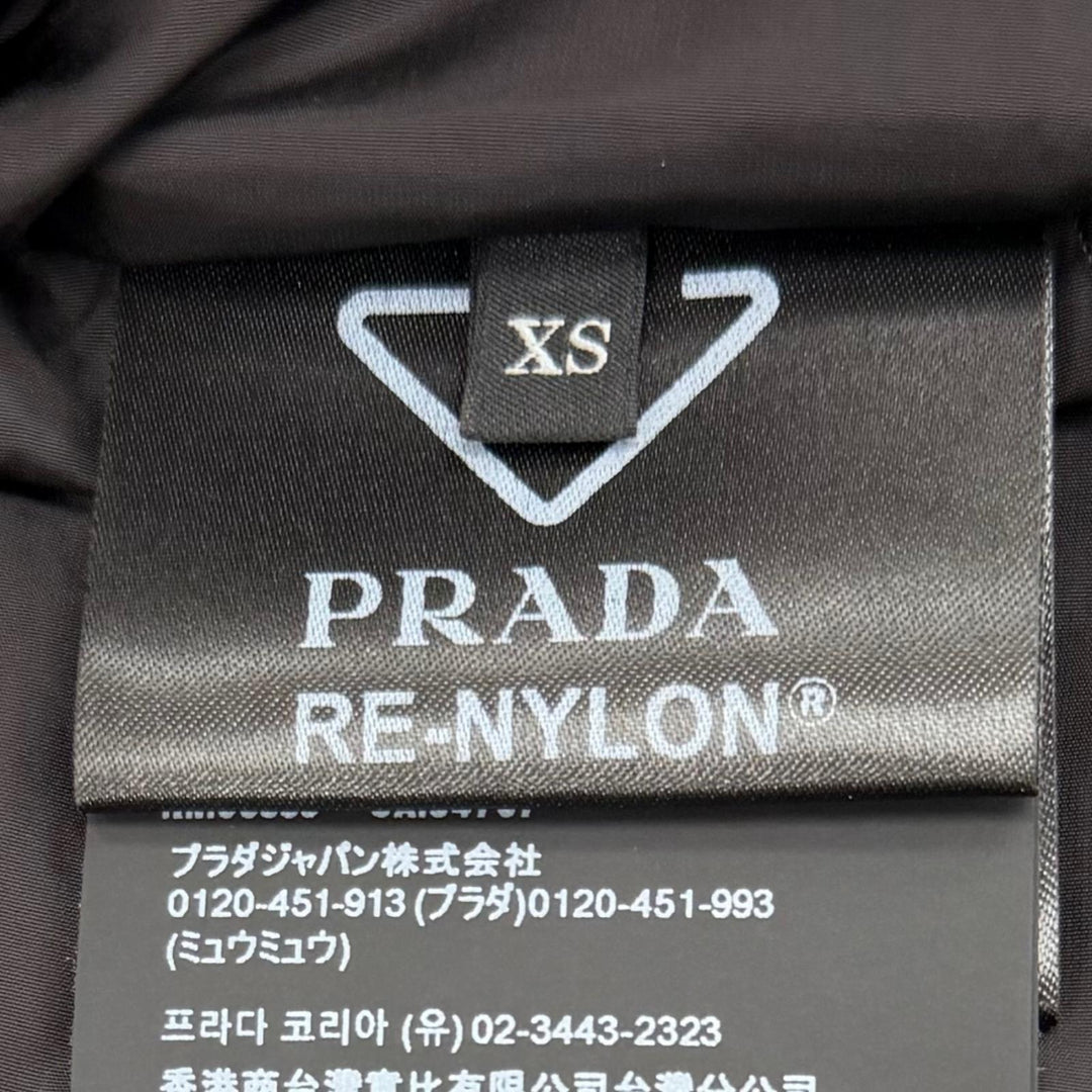 Great PRADA Jacket Zip-up, padded black Nylon mens XS SGC912 S000 1W09
