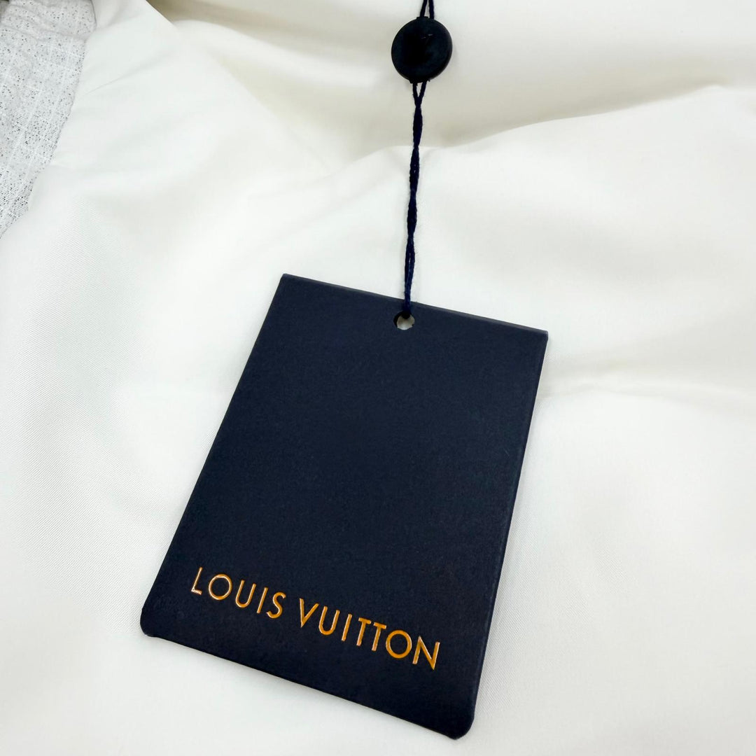 Great LOUIS VUITTON Down vest Quilted Snow white cotton mens 46