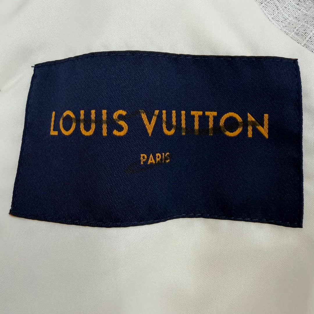 Great LOUIS VUITTON Down vest Quilted Snow white cotton mens 46