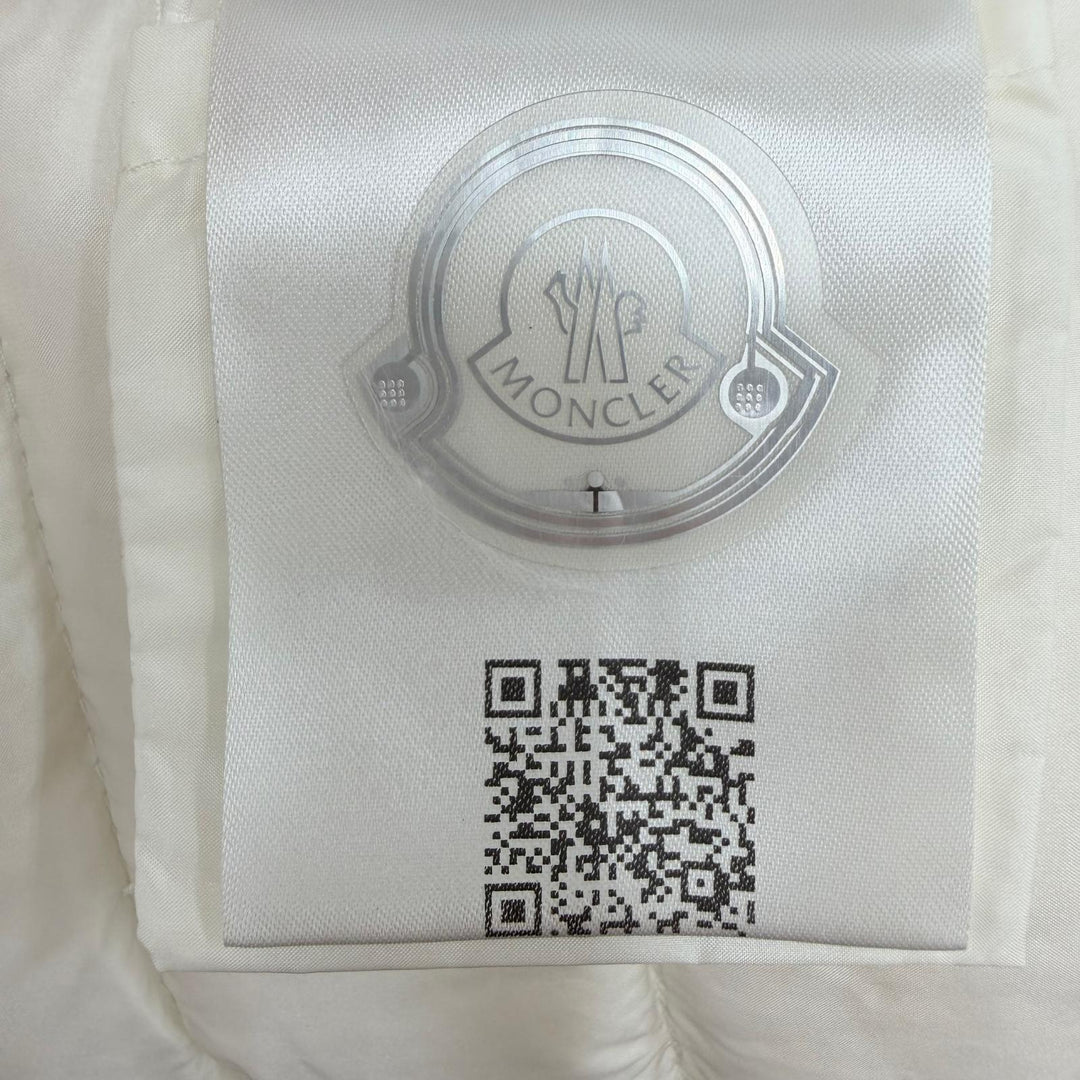Great MONCLER Down vest CAMICA Lightweight with logo patch white Nylon Women 40