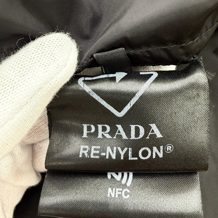 Excellent PRADA trench coat Triangle logo belt included black Women 40 292172