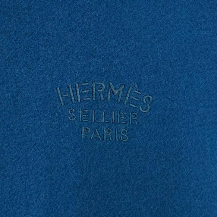 Excellent HERMES shawl Large scarf with embroidered logo Blue cashmere