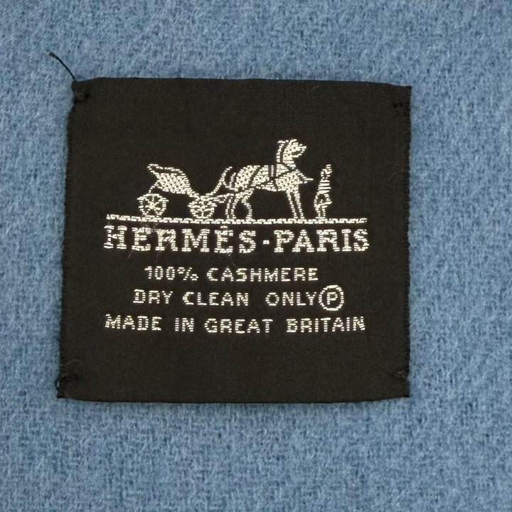 Excellent HERMES shawl Large scarf with embroidered logo Blue cashmere