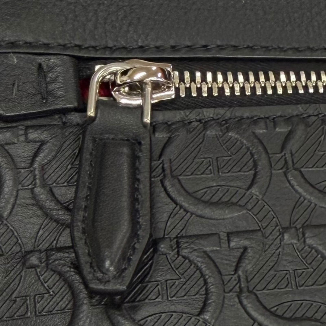 Excellent Salvatore Ferragamo Clutch bag black leather mens