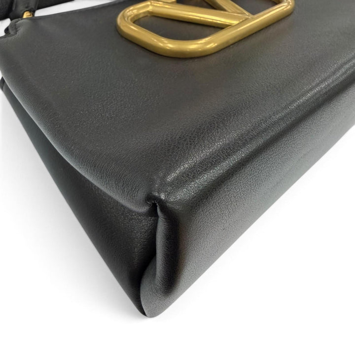 Excellent VALENTINO Cosmetics Pouch V-logo leather zip-up black XW2P0X38ZXL