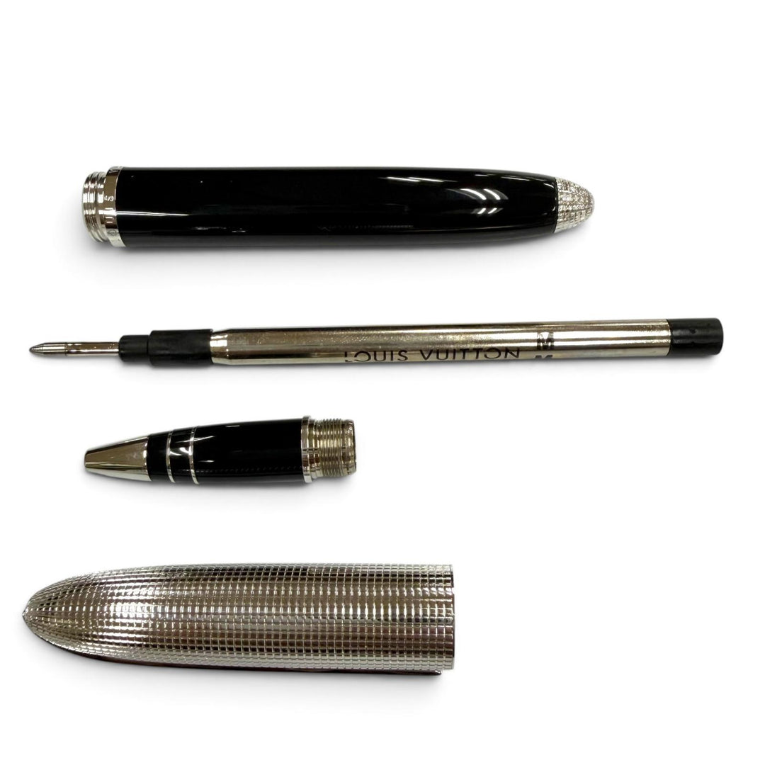 Excellent LOUIS VUITTON Ballpoint pen Dock lacquer Cap type black Resin mens