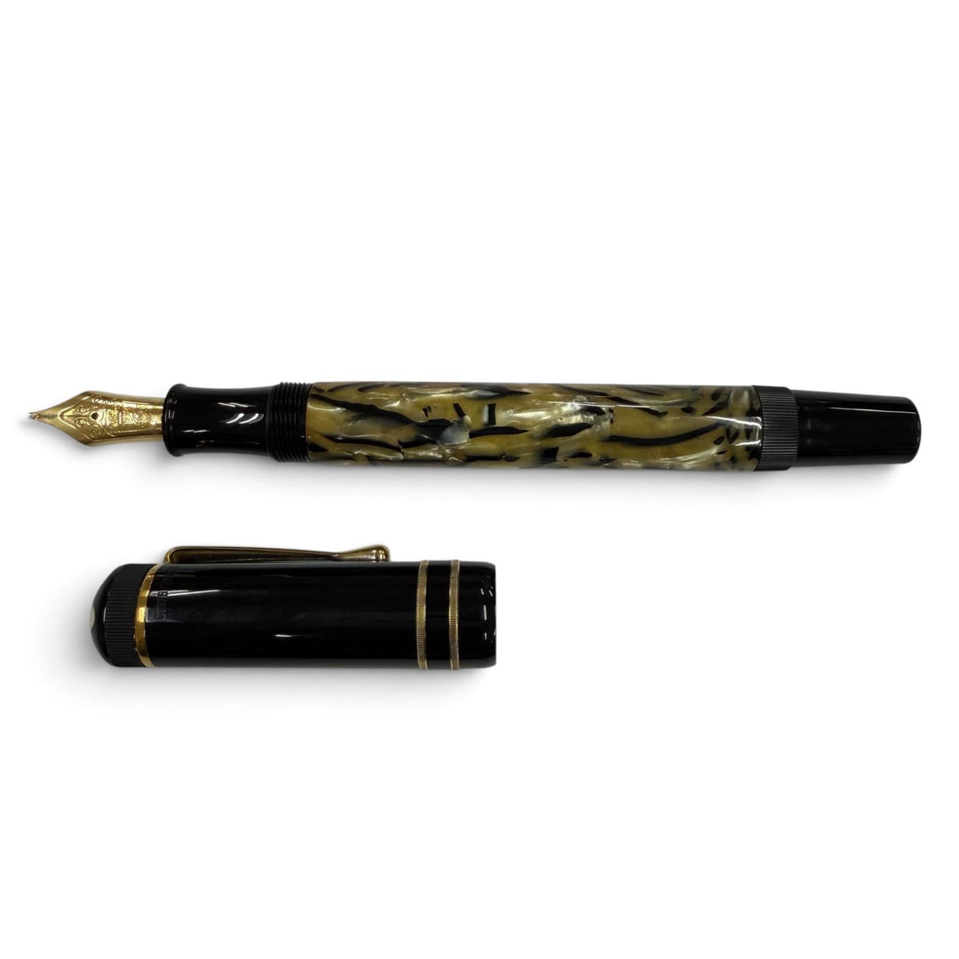Great MONTBLANC fountain pen Author Series 1994: Oscar Wilde black 18K mens
