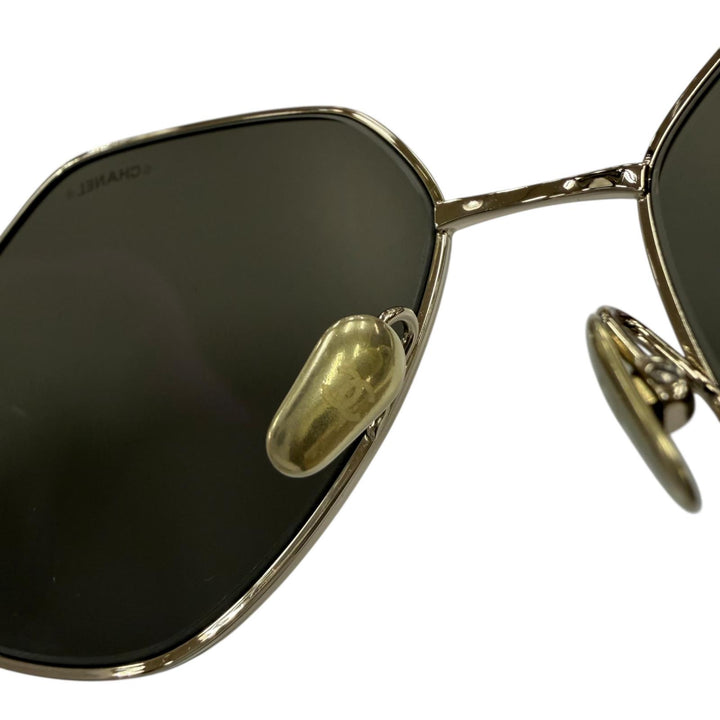 Great CHANEL sunglasses COCO Mark Hexagon Logo with Chain gold Women 4275-Q
