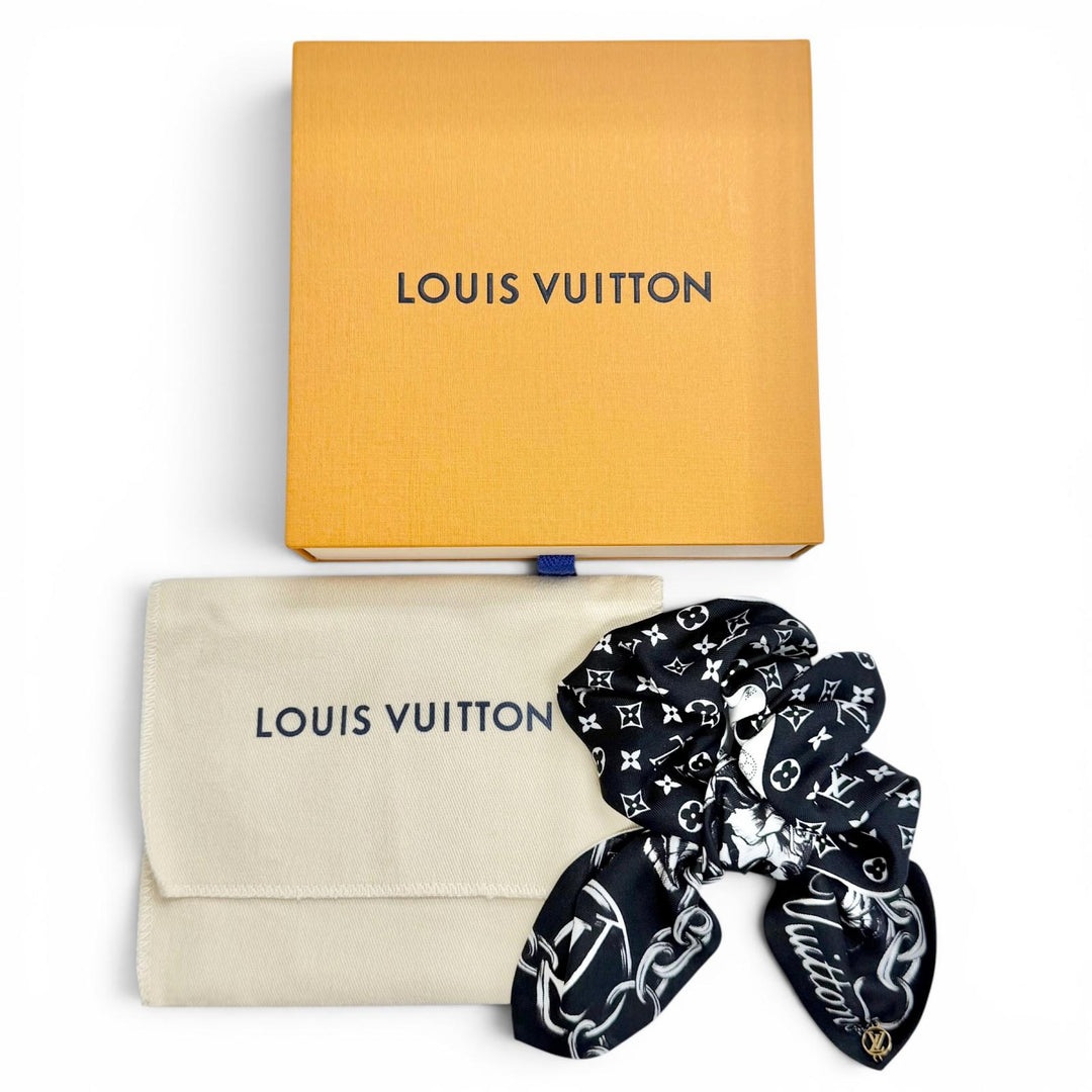 Excellent LOUIS VUITTON LV Bloom Scrunchie Monogram hair accessories S M96662