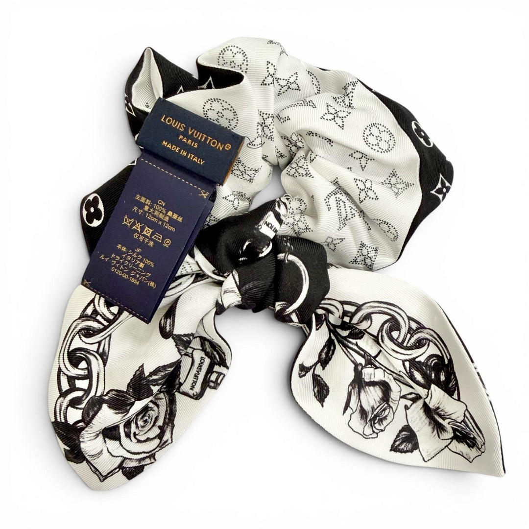 Excellent LOUIS VUITTON LV Bloom Scrunchie Monogram hair accessories S M96662