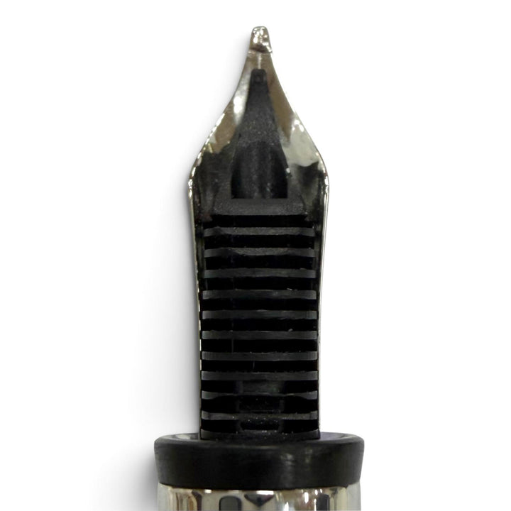 Excellent MONTBLANC fountain pen Princess Grace de Monaco Cartridge type Ivory