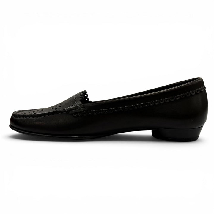 Excellent Salvatore Ferragamo pumps Flower patch leather flats black Women 7.5