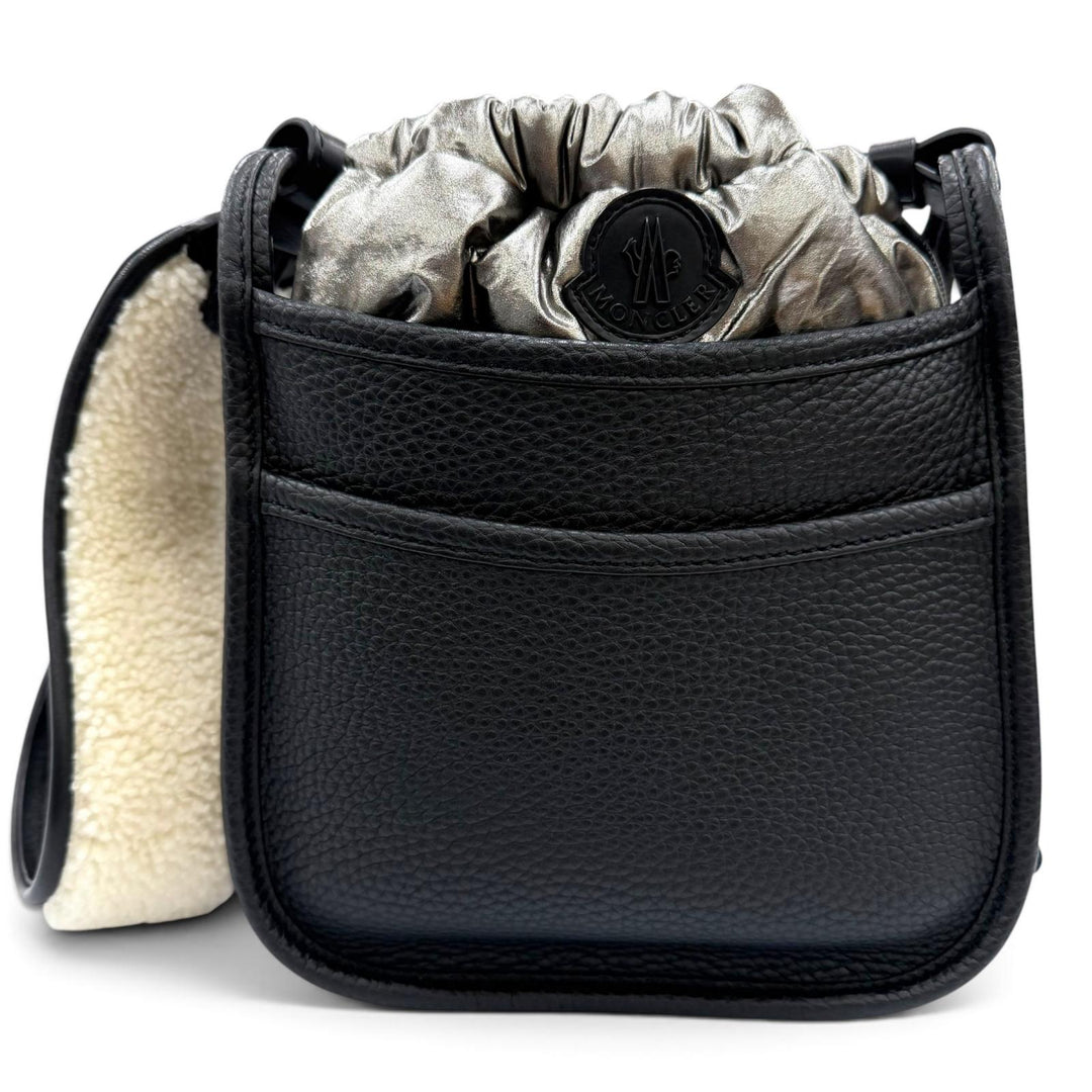 Excellent MONCLER Lania PM Shoulder Bag Logo patch, boa leather black Women