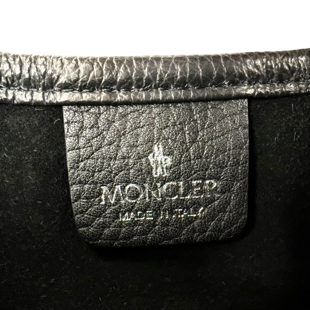 Excellent MONCLER Lania PM Shoulder Bag Logo patch, boa leather black Women