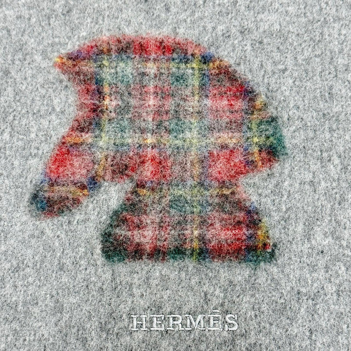 Excellent HERMES Scarf Highlands Tartan check, horse motif, fringe gray cashmere