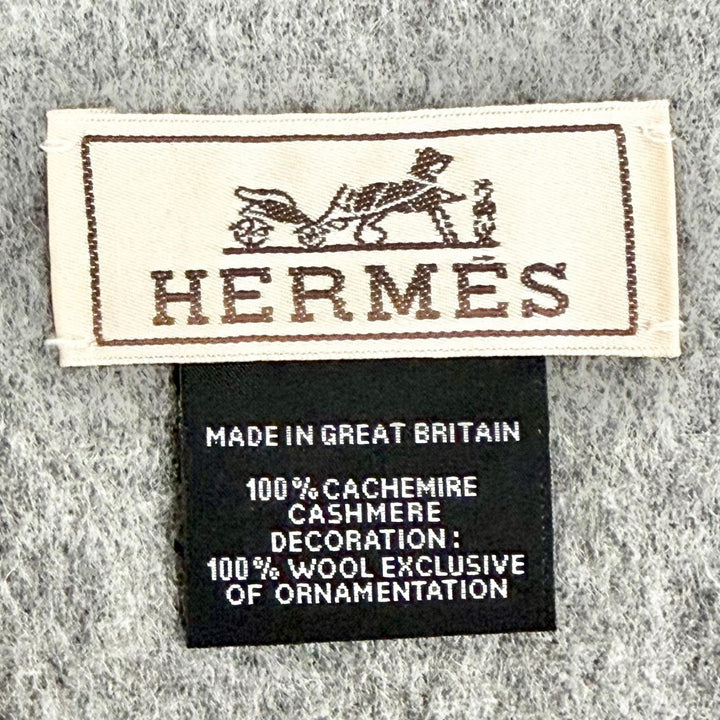 Excellent HERMES Scarf Highlands Tartan check, horse motif, fringe gray cashmere