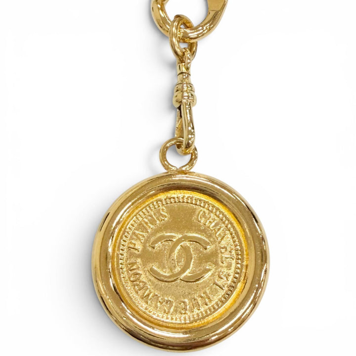 Great CHANEL belt 31 RUE CAMBON COCO Mark Coin Motif Chain gold Gold Plated