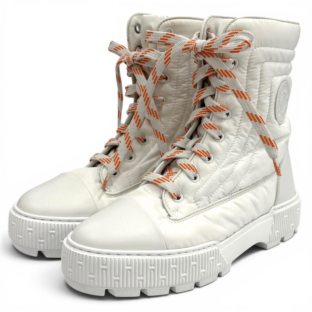 Great HERMES short boots fresh Leather logo patch lace-up white leather 36.5