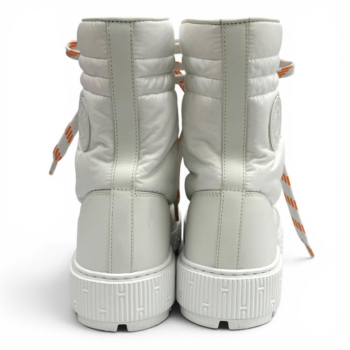 Great HERMES short boots fresh Leather logo patch lace-up white leather 36.5