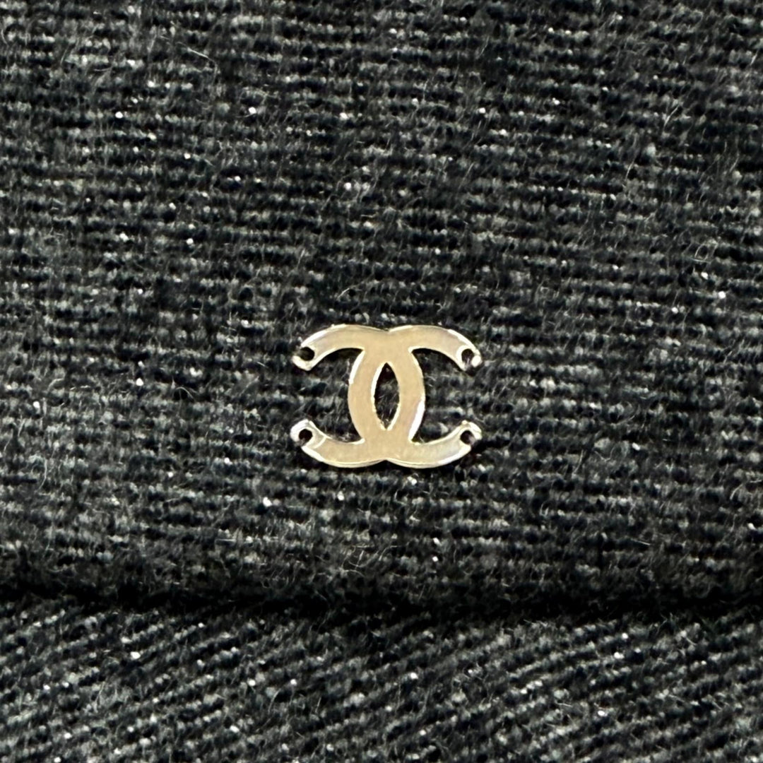 Pristine CHANEL COCO Mark Bucket Hat with Glittery Thread gray cashmere L 21B