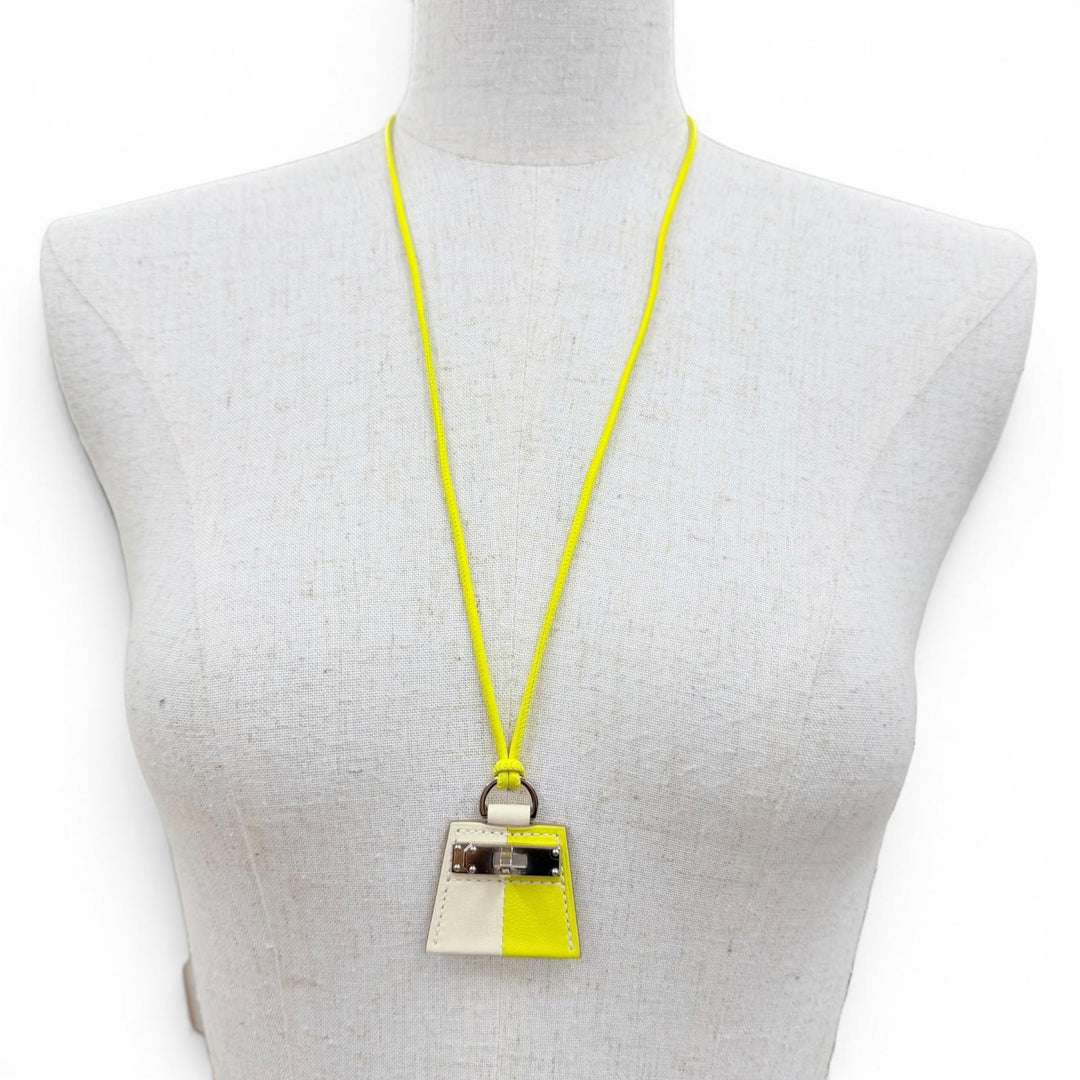 Pristine HERMES Necklace Mon Petit Kelly Necklace leather Women