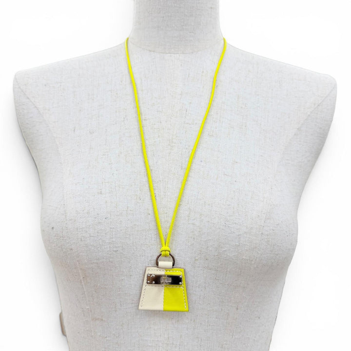 Pristine HERMES Necklace Mon Petit Kelly Necklace leather Women