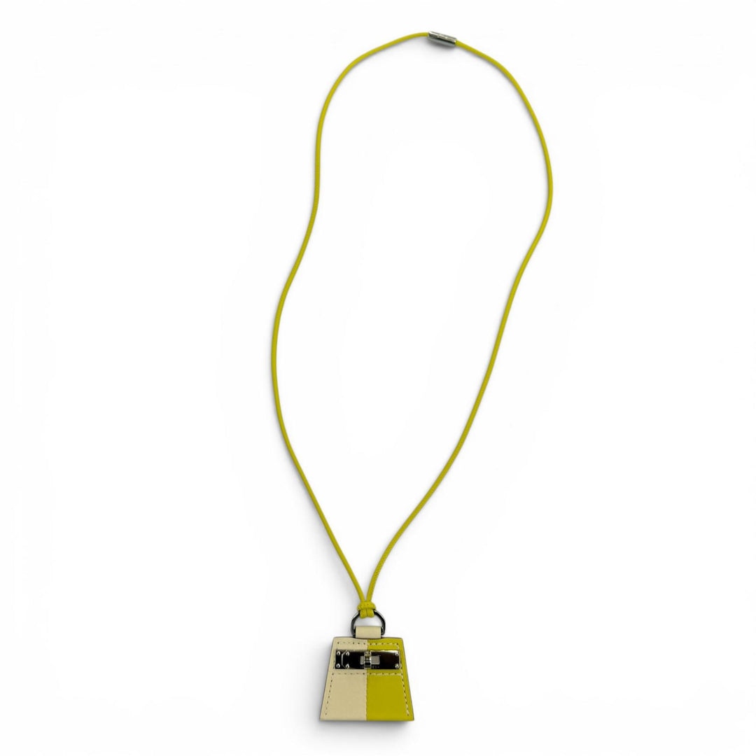 Pristine HERMES Necklace Mon Petit Kelly Necklace leather Women
