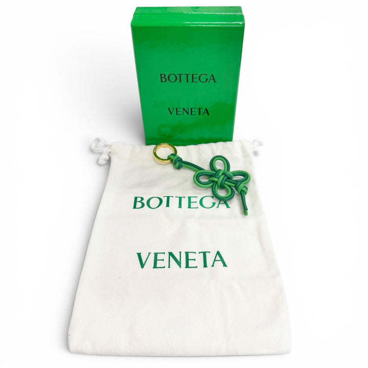 Excellent BOTTEGAVENETA Bag charm quadrifoglio Key ring green leather Women