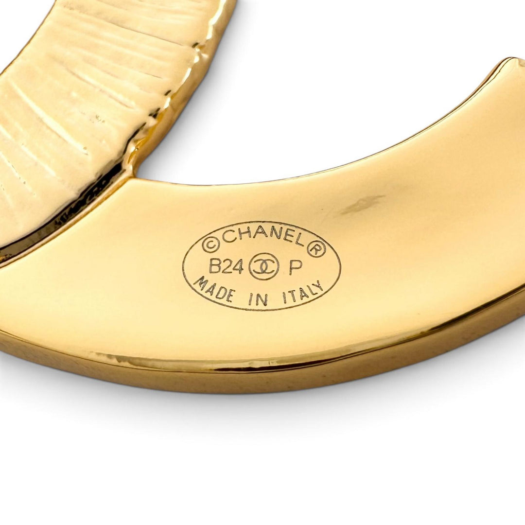 Excellent CHANEL Brooch Bicolor COCO Mark gold plating Women B24P